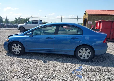 2008 Honda Civic Lx z USA, uszkodzony, nr VIN 1HGFA16548L107256